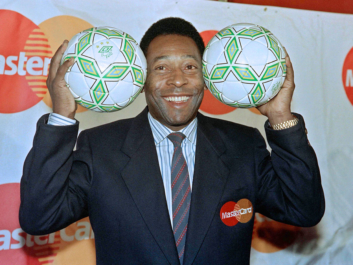 Brazil Football Icon Pele Rare Pictures - Sakshi13