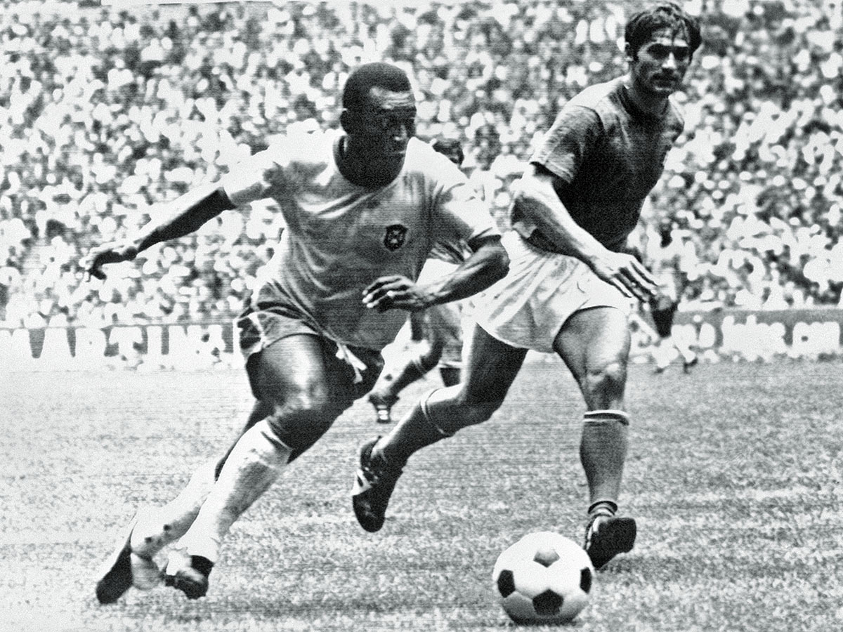Brazil Football Icon Pele Rare Pictures - Sakshi18