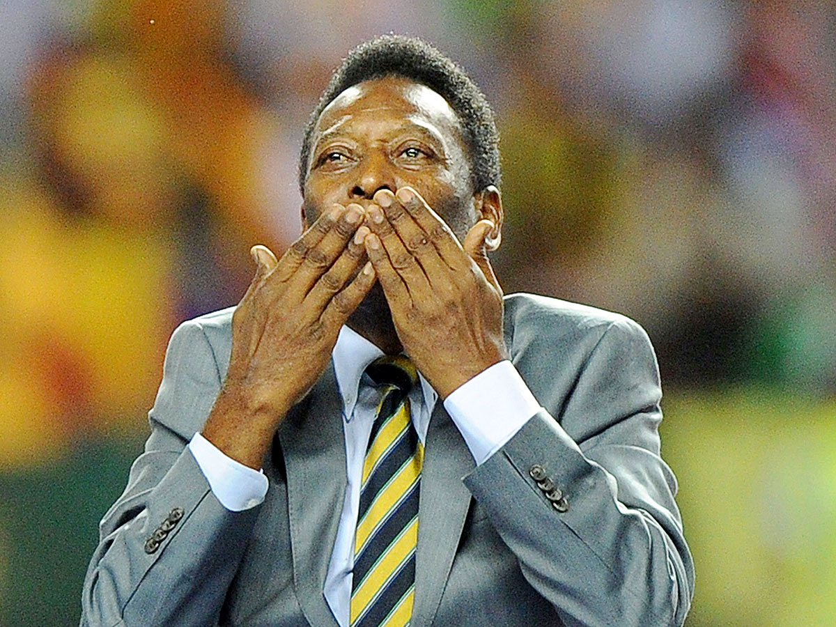 Brazil Football Icon Pele Rare Pictures - Sakshi31