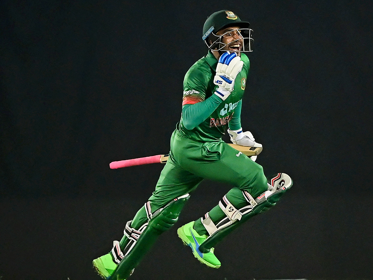Bangladesh beat India by one wicket in first ODI Photo Gallery - Sakshi4