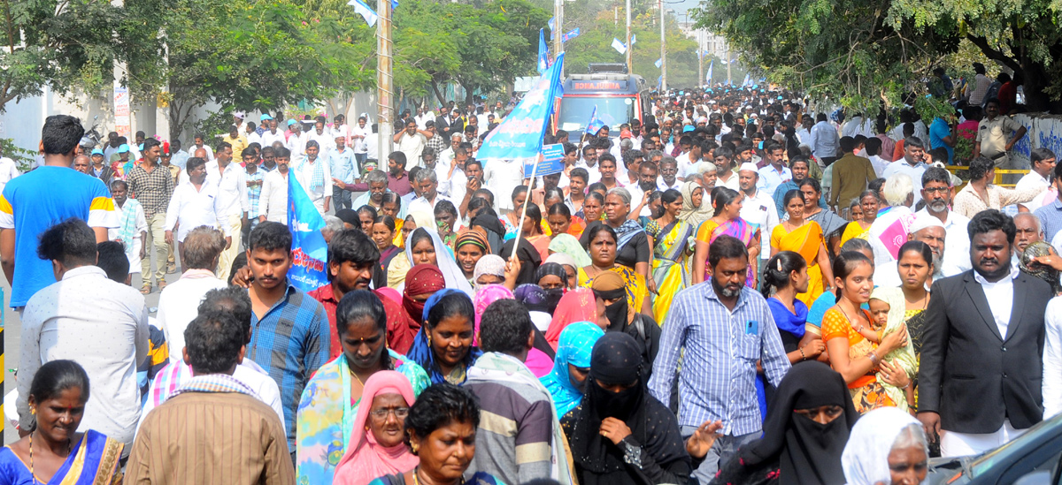 Rayalaseema Garjana Grand Success in support of Kurnool Judicial Capital - Sakshi21