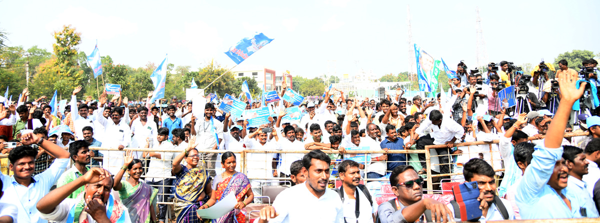 Rayalaseema Garjana Grand Success in support of Kurnool Judicial Capital - Sakshi6