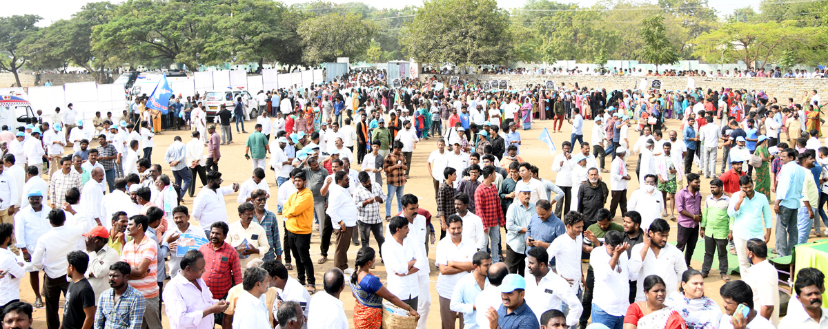 Rayalaseema Garjana Grand Success in support of Kurnool Judicial Capital - Sakshi7