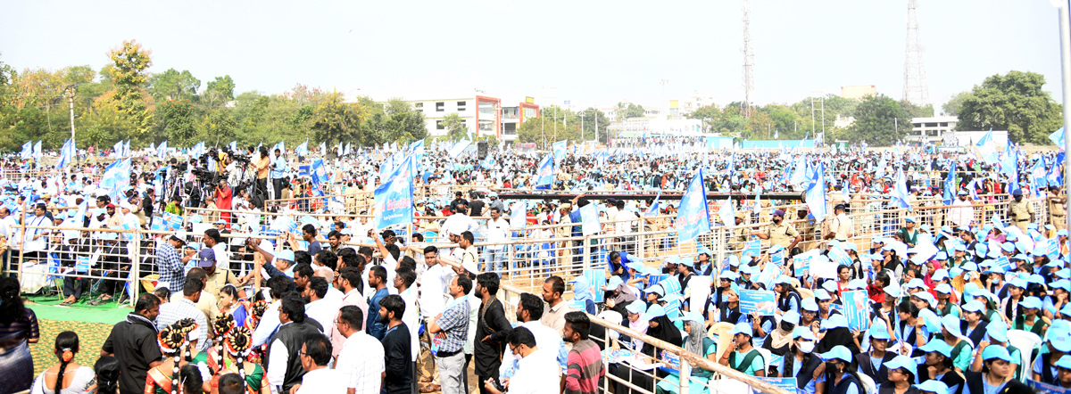 Rayalaseema Garjana Grand Success in support of Kurnool Judicial Capital - Sakshi8