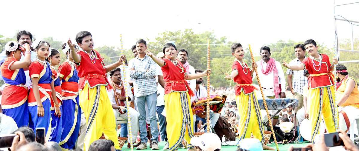 Rayalaseema Garjana Grand Success in support of Kurnool Judicial Capital - Sakshi34