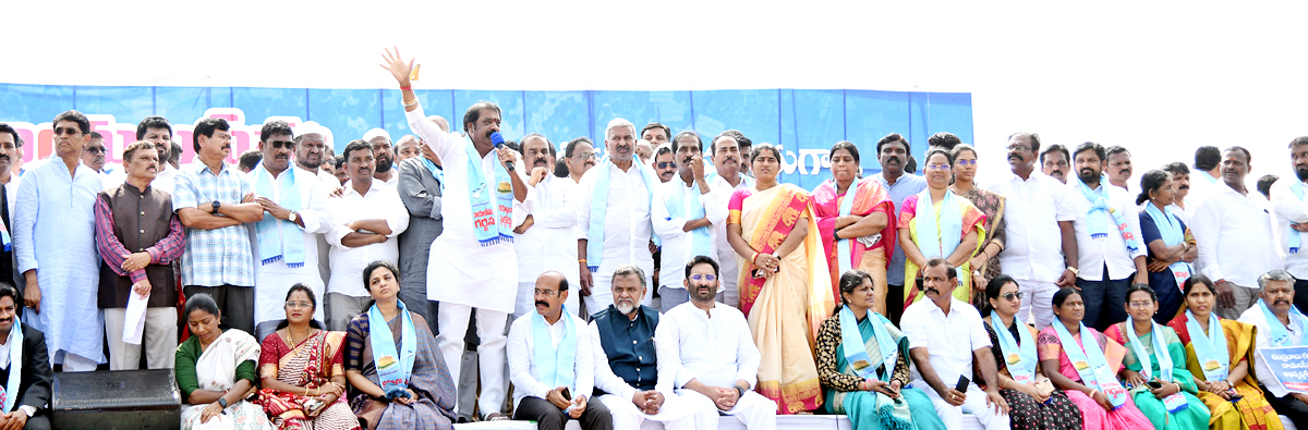 Rayalaseema Garjana Grand Success in support of Kurnool Judicial Capital - Sakshi37