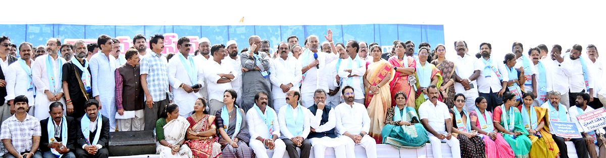 Rayalaseema Garjana Grand Success in support of Kurnool Judicial Capital - Sakshi41