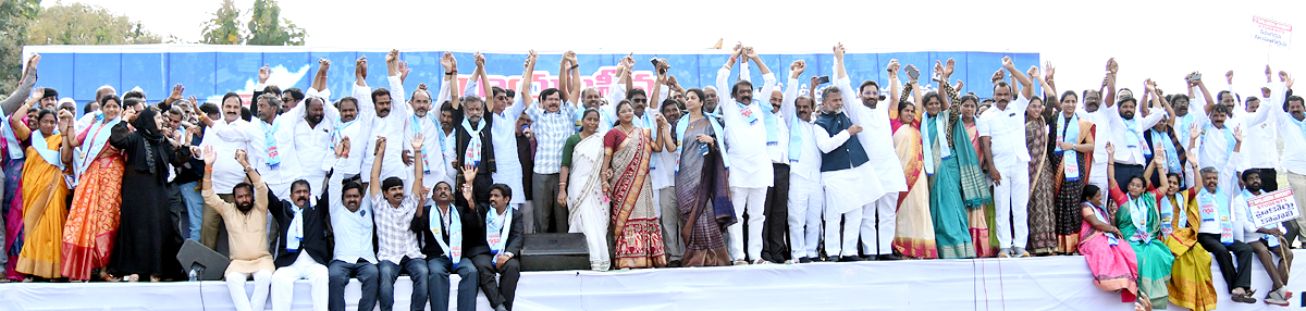 Rayalaseema Garjana Grand Success in support of Kurnool Judicial Capital - Sakshi46