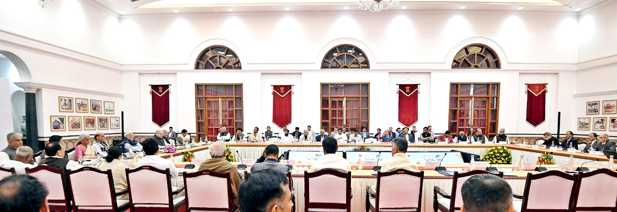 PM Modi Chairs All Party Meet On G20 summit - Sakshi20