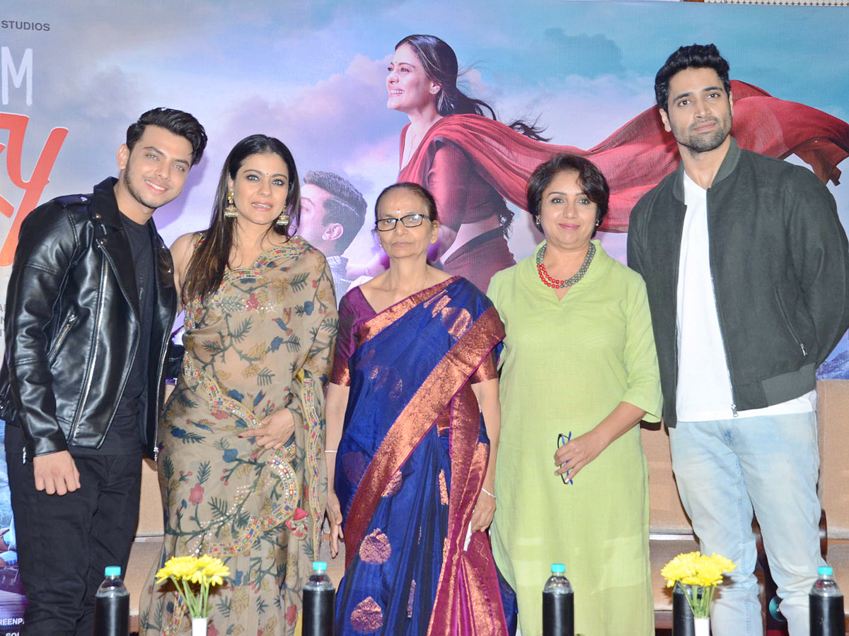 Kajol Salaam Venky Press Meet at Hyderabad Photo Gallery - Sakshi17