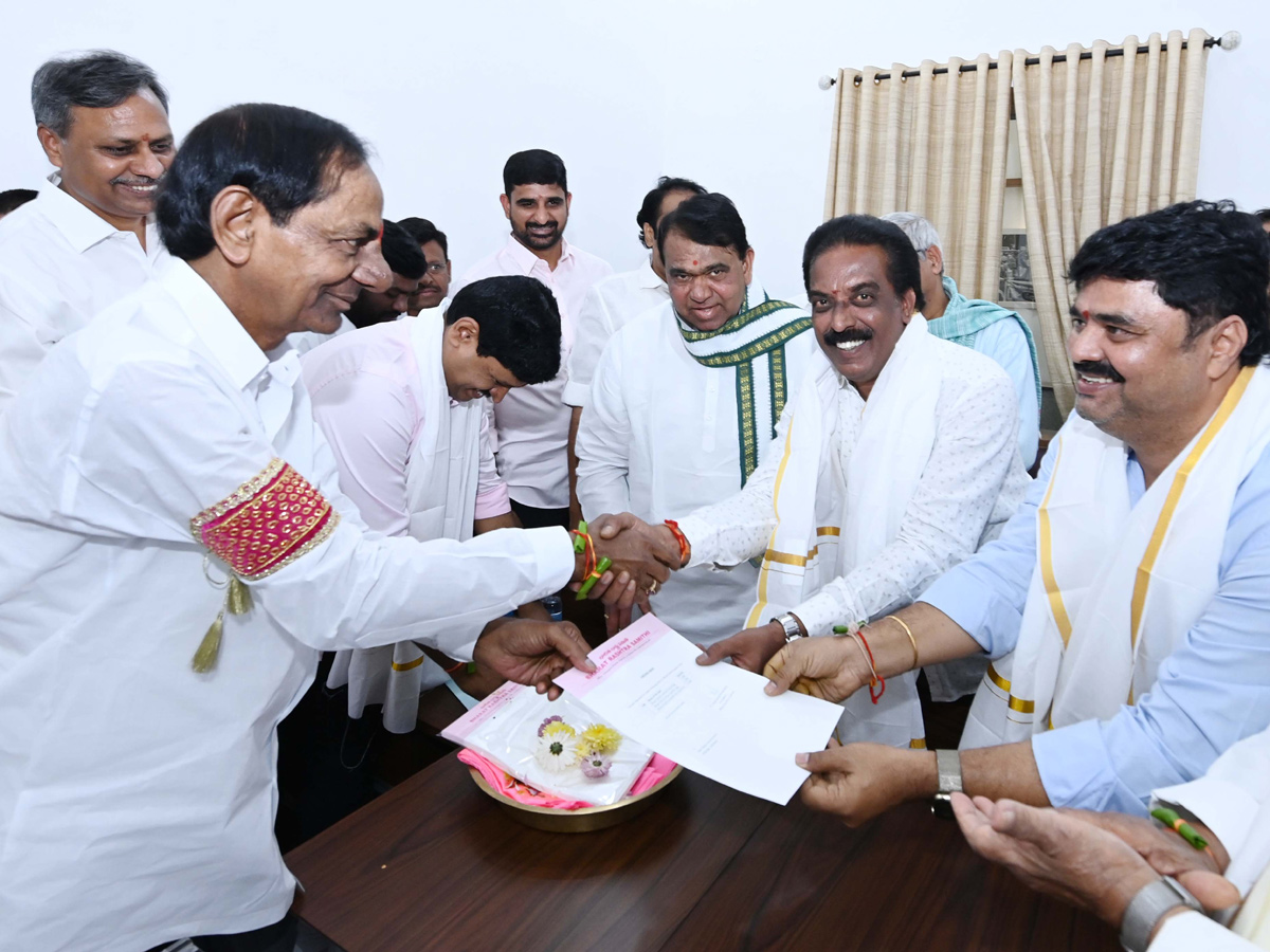 CM KCR officially launches Bharat Rashtra Samithi party Photo Gallery - Sakshi22