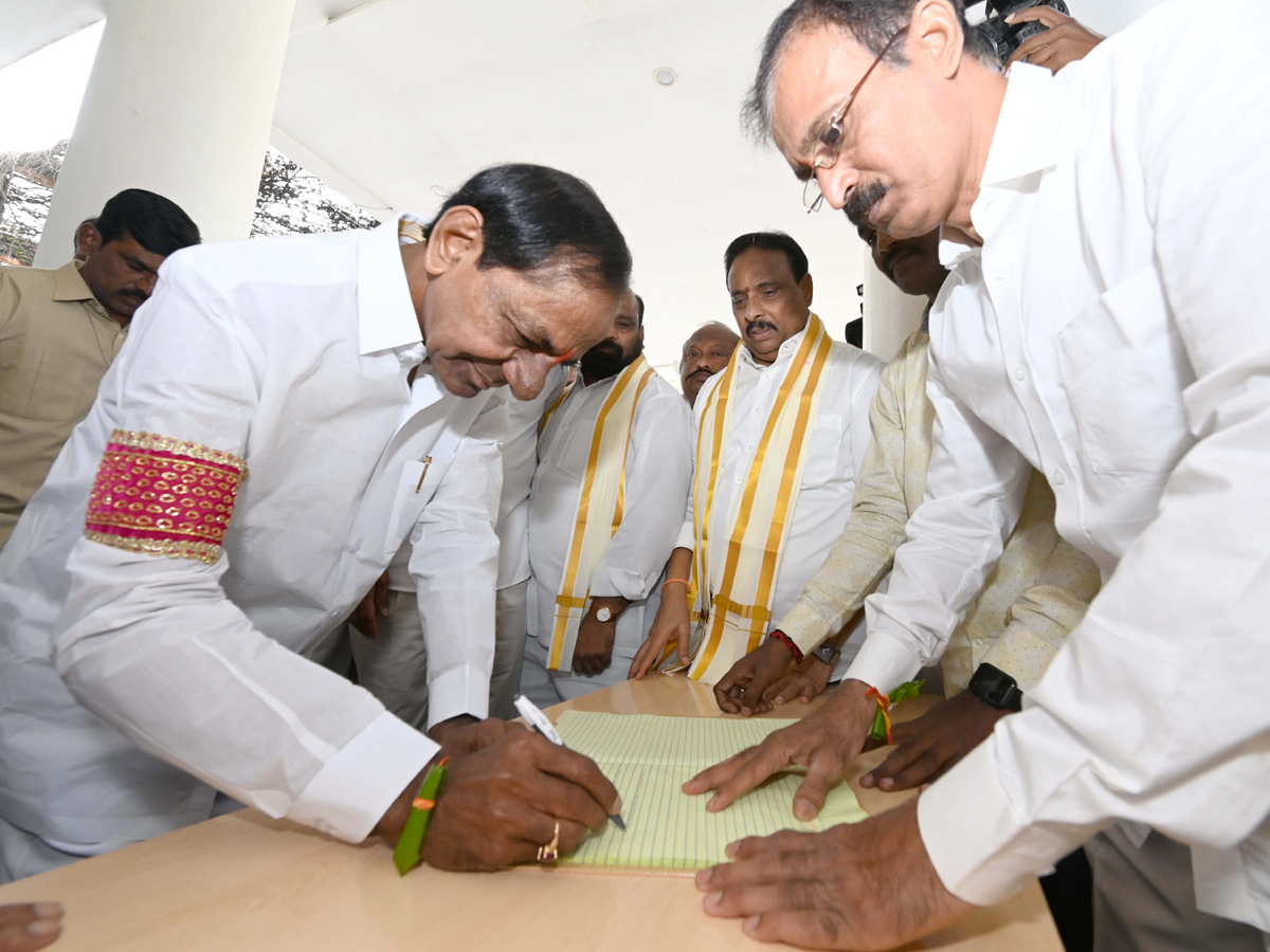 CM KCR officially launches Bharat Rashtra Samithi party Photo Gallery - Sakshi32