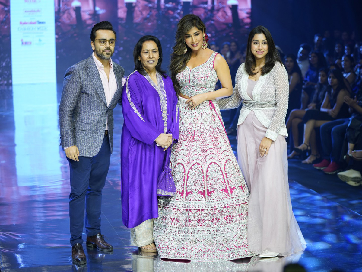 Actress Chitrangda Singh At Neerus The Winter Wedding Collection At Hyderabad Photo Gallery - Sakshi2