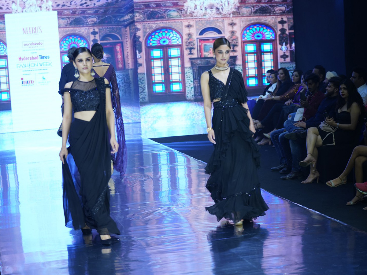 Actress Chitrangda Singh At Neerus The Winter Wedding Collection At Hyderabad Photo Gallery - Sakshi12