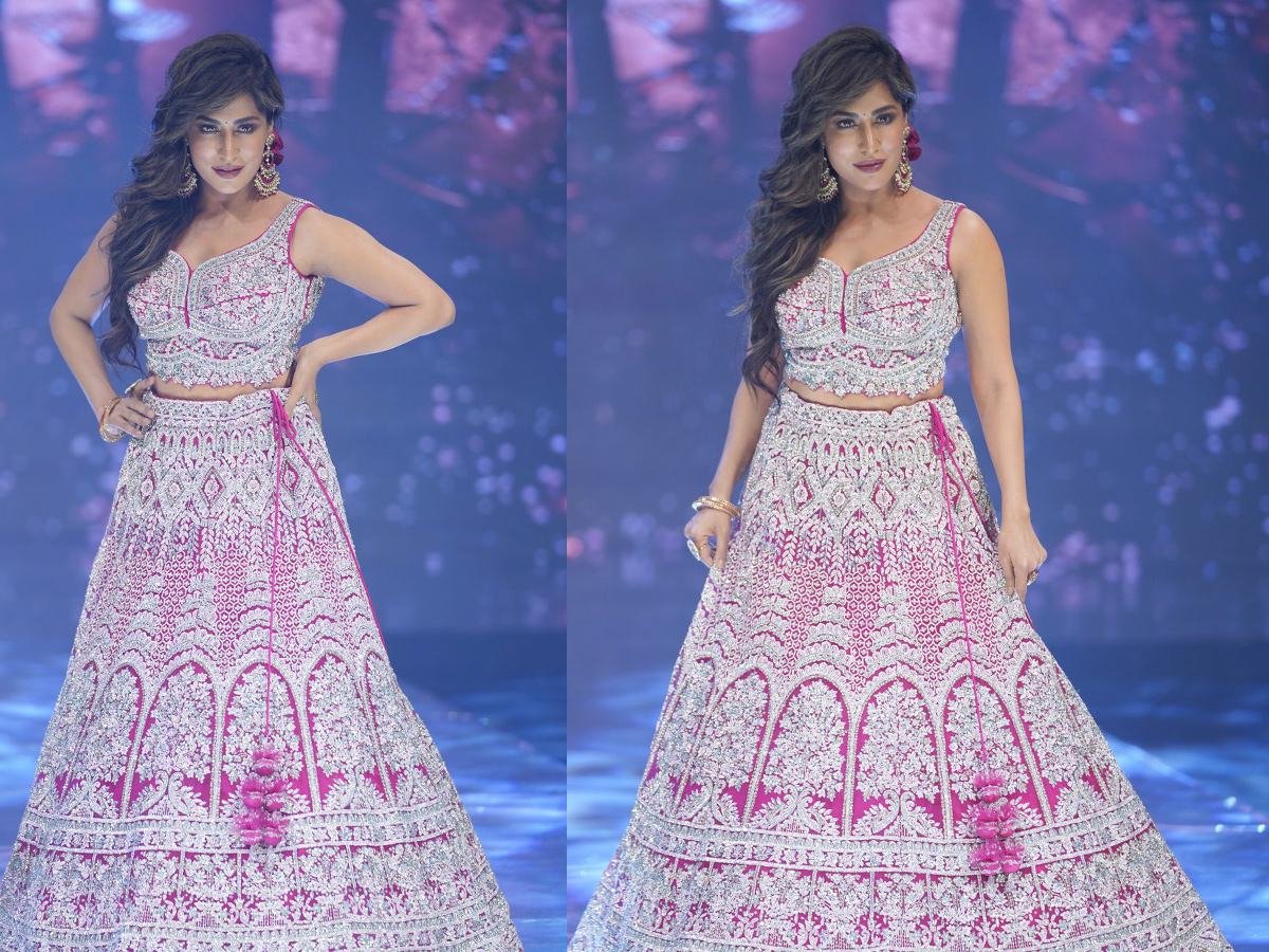 Actress Chitrangda Singh At Neerus The Winter Wedding Collection At Hyderabad Photo Gallery - Sakshi21