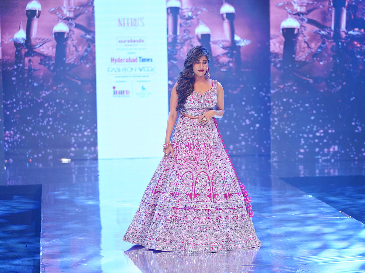 Actress Chitrangda Singh At Neerus The Winter Wedding Collection At Hyderabad Photo Gallery - Sakshi23