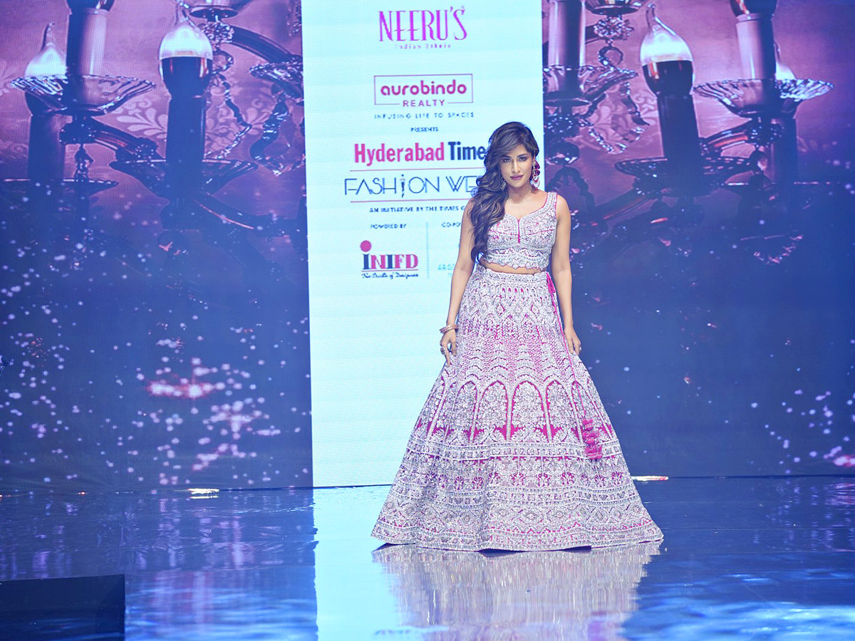 Actress Chitrangda Singh At Neerus The Winter Wedding Collection At Hyderabad Photo Gallery - Sakshi5