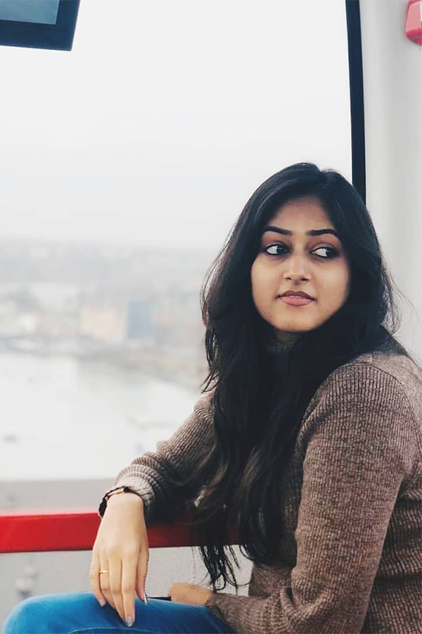 Singer Harika Narayan HD Images - Sakshi24