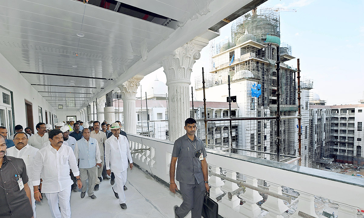 CM KCR Visits New Sachivalayam in Hyderabad Photos - Sakshi23