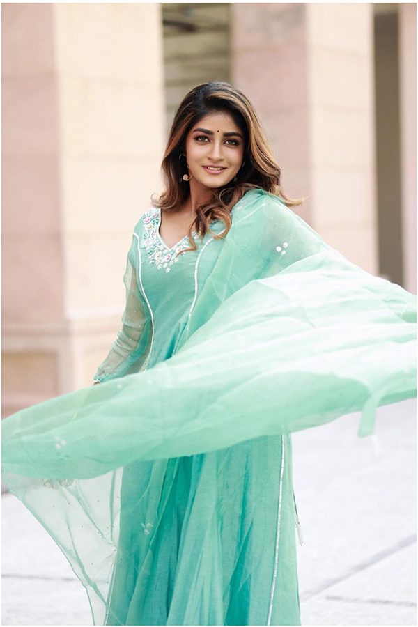 Telugu Actress Dimple Hayathi Latest Pics - Sakshi10