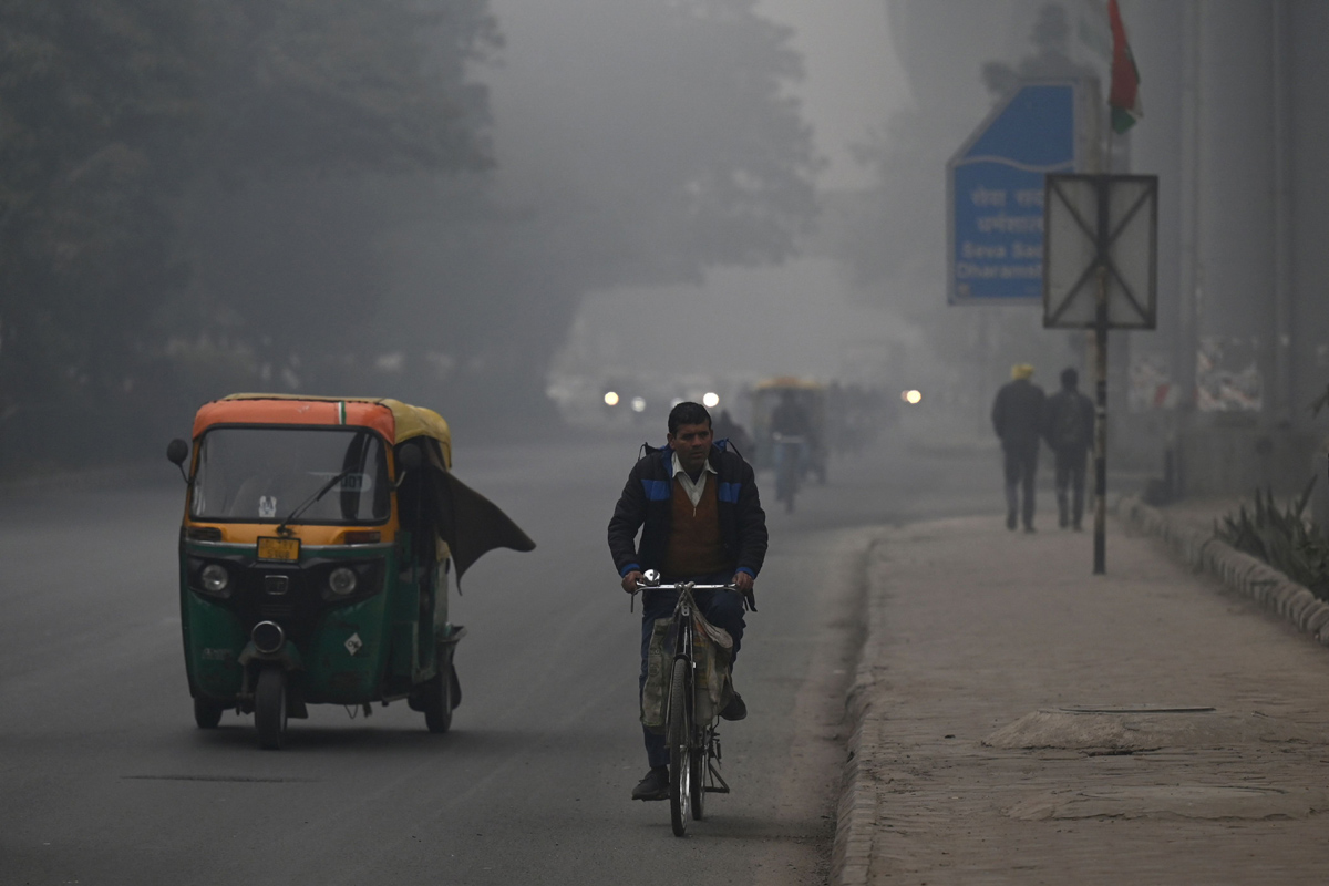 Cold wave continues in Delhi - Sakshi8