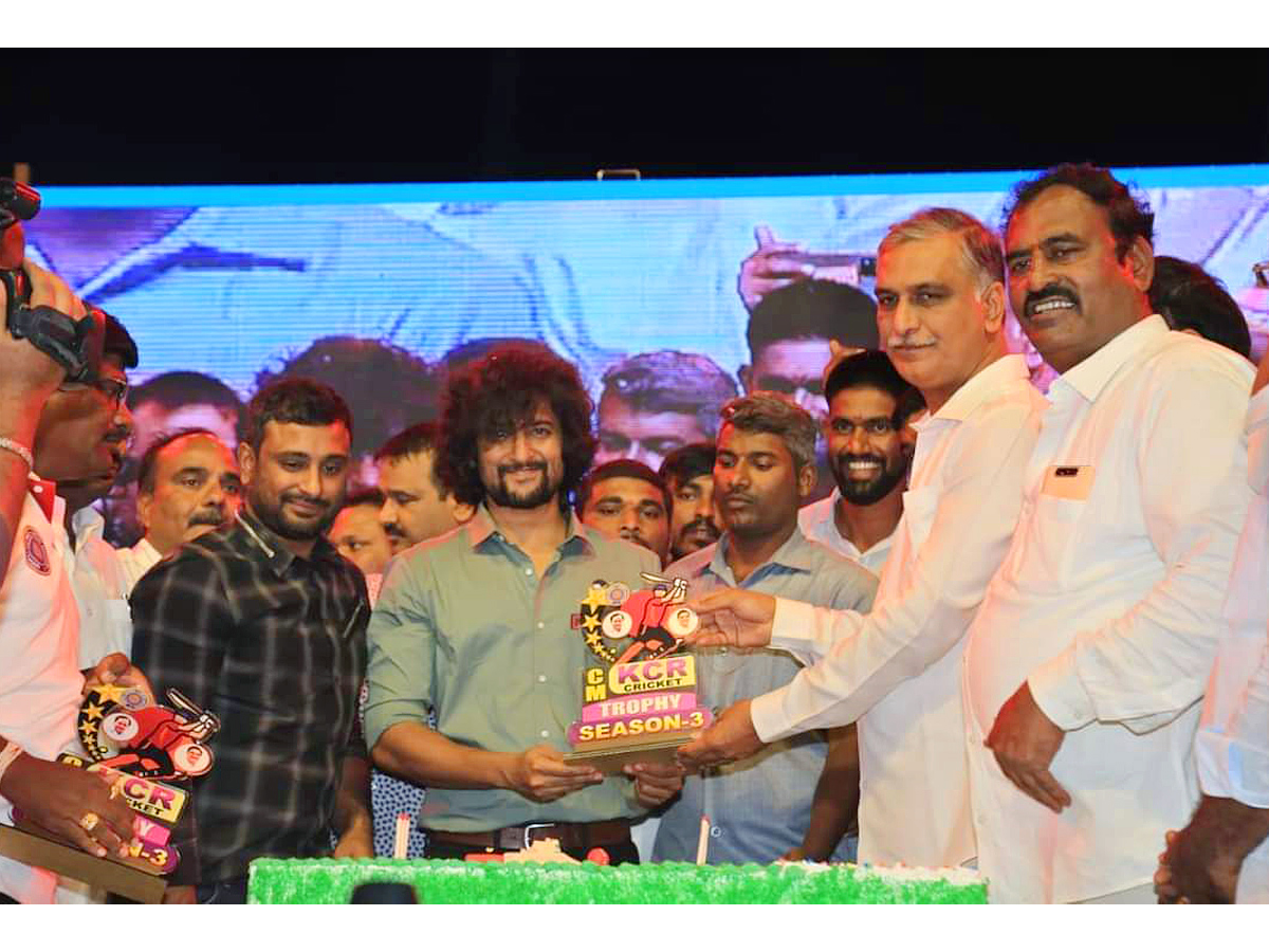 CM KCR Cricket Trophy Launch Photos - Sakshi2