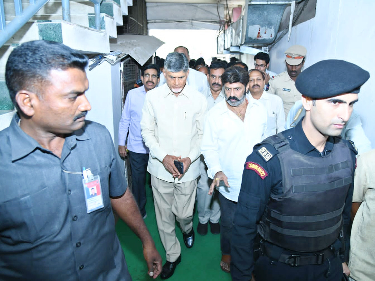 Taraka Ratna Funeral Photos - Sakshi9