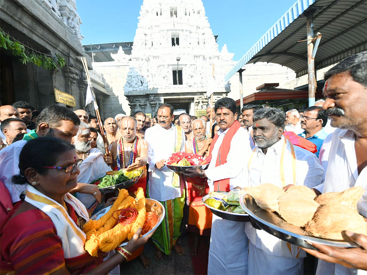 Tirupati abode of Lord Venkateshwara turns 893 Photos - Sakshi28