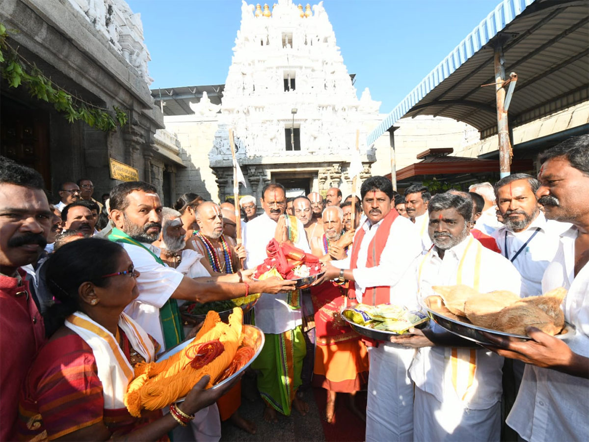 Tirupati abode of Lord Venkateshwara turns 893 Photos - Sakshi8