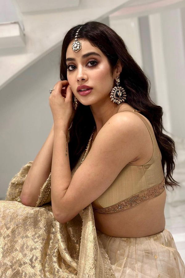 Janhvi Kapoor Latest HD Photos - Sakshi16
