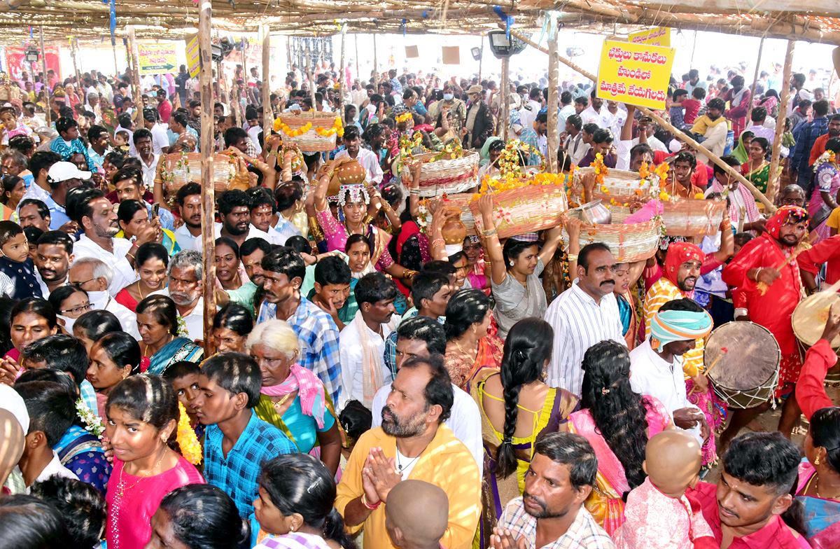 Peddagattu Lingamanthula Jatara 2023 - Sakshi16
