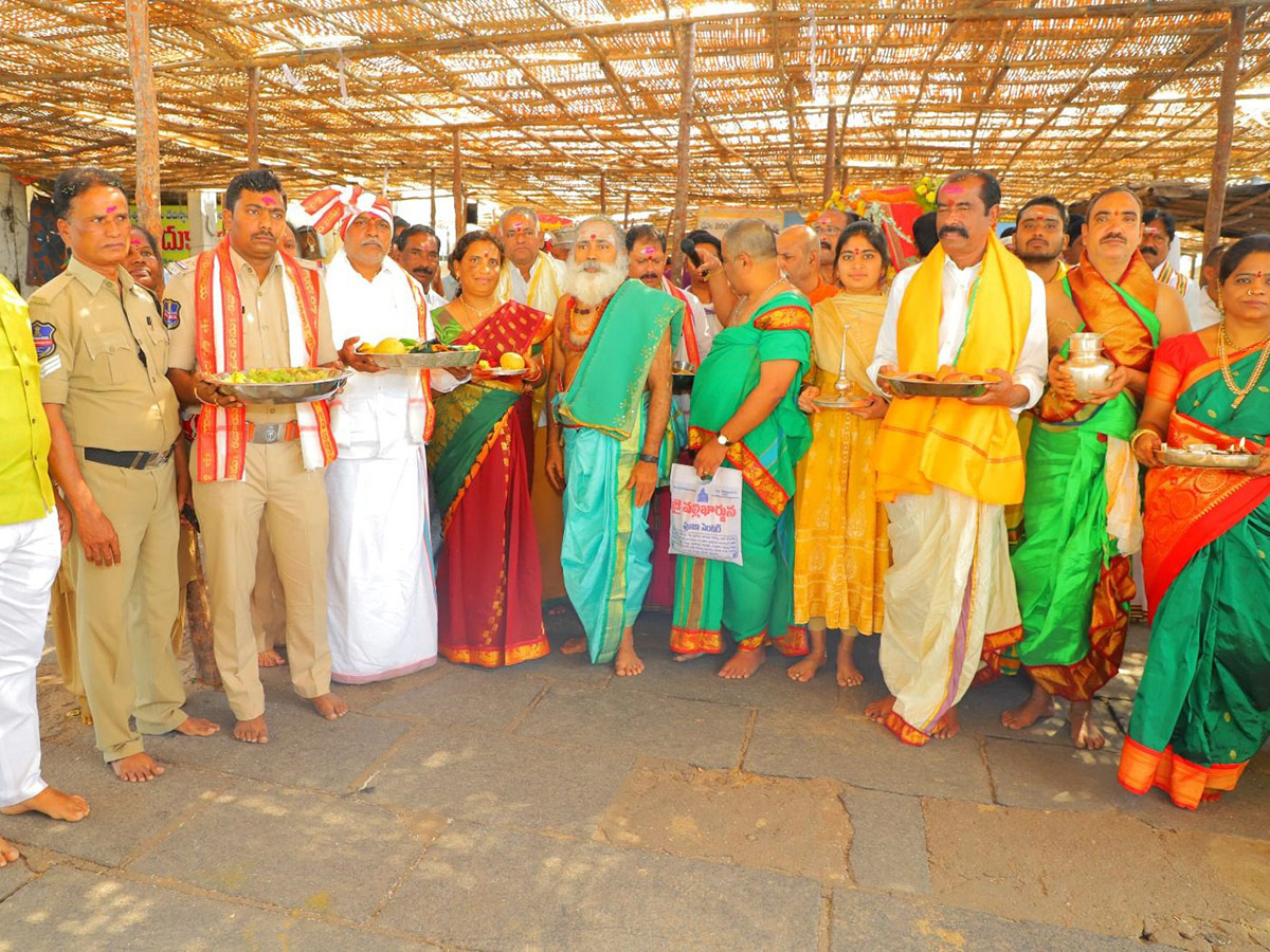 Shiva Kalyanam Mahotsav Celebrations in Raja Rajeshwara Temple - Sakshi11