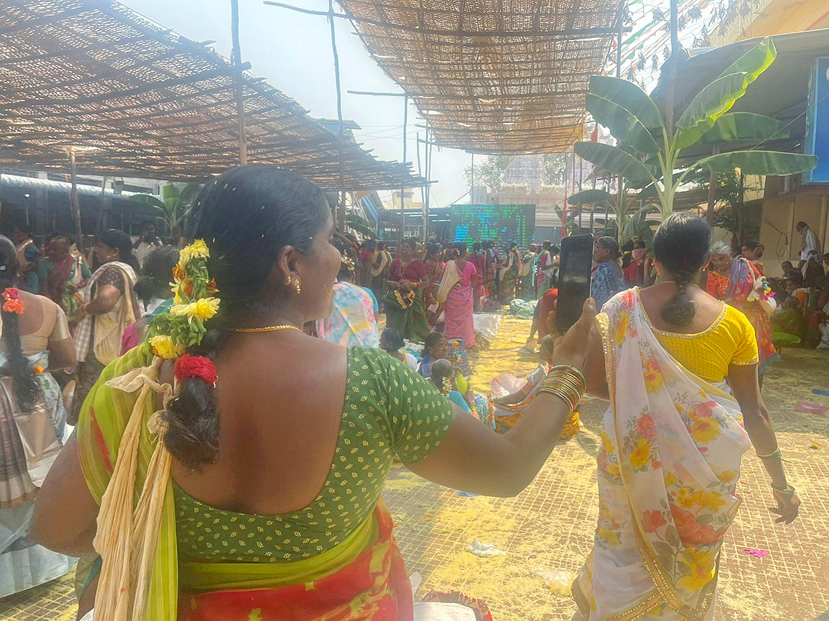 Shiva Kalyanam Mahotsav Celebrations in Raja Rajeshwara Temple - Sakshi17
