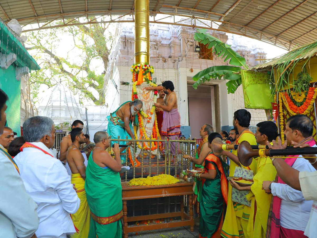 Shiva Kalyanam Mahotsav Celebrations in Raja Rajeshwara Temple - Sakshi9