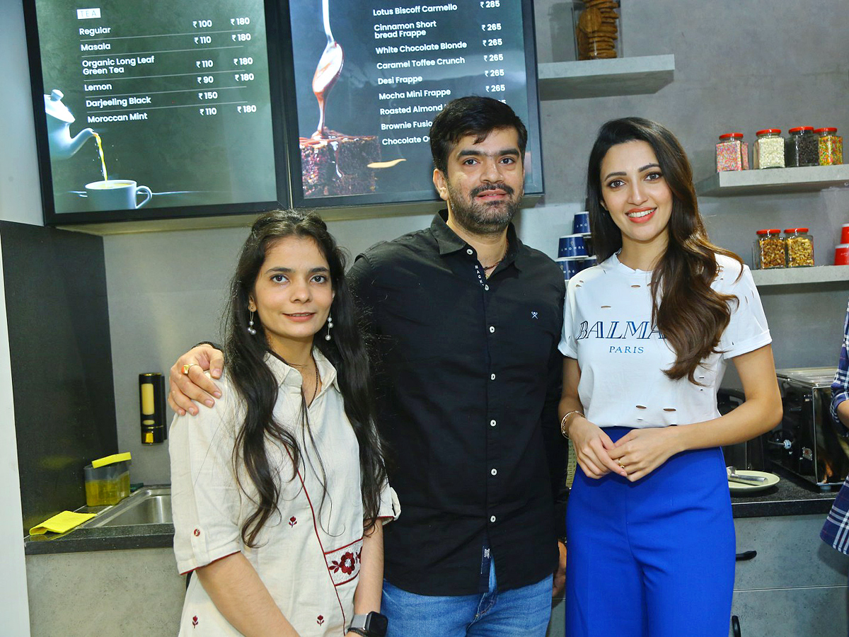 Actress Neha Shetty Launches Dumont Coffee Meets Ice Creamery Store in Kompally Photos - Sakshi2