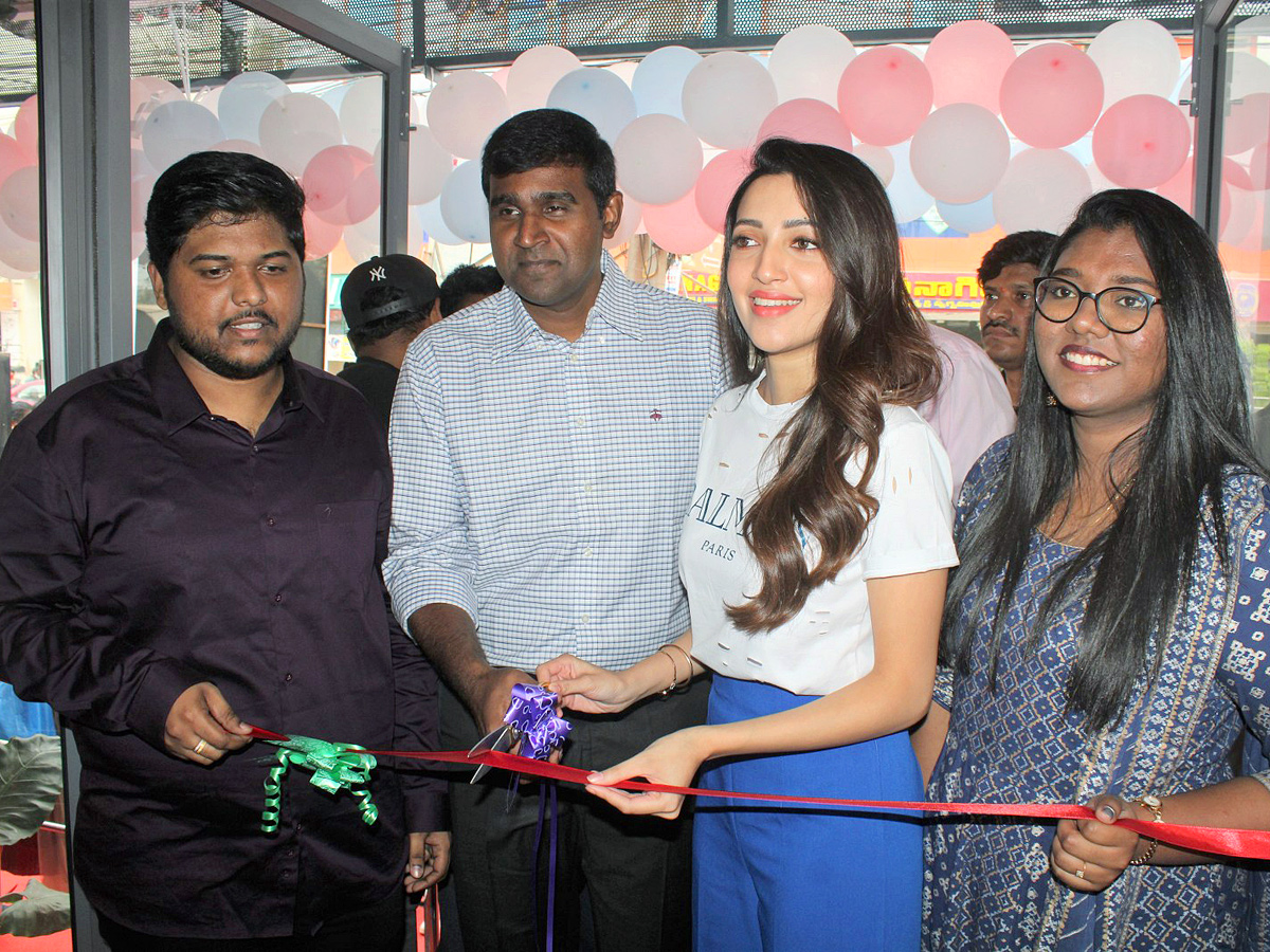 Actress Neha Shetty Launches Dumont Coffee Meets Ice Creamery Store in Kompally Photos - Sakshi11