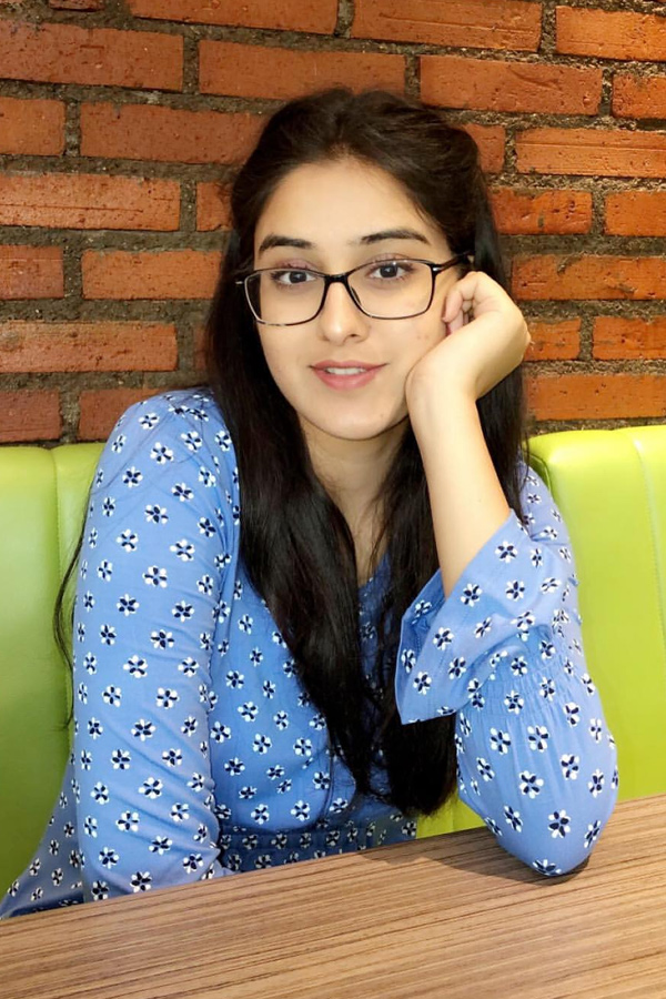Akhil Akkineni Agent Movie Heroine VaidyaSakshi Photos - Sakshi13