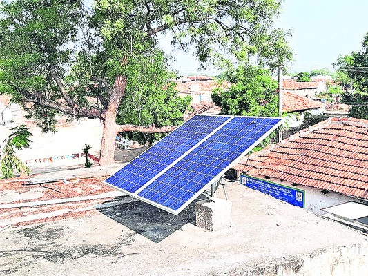 బంగ్లాపై ఏర్పాటు చేసే సోలార్‌ ప్యానెల్‌ నమూనా1