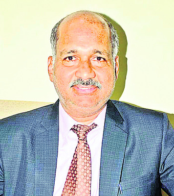 ప్రొఫెసర్‌ 
అమియకుమార్‌ రథ్‌ 2