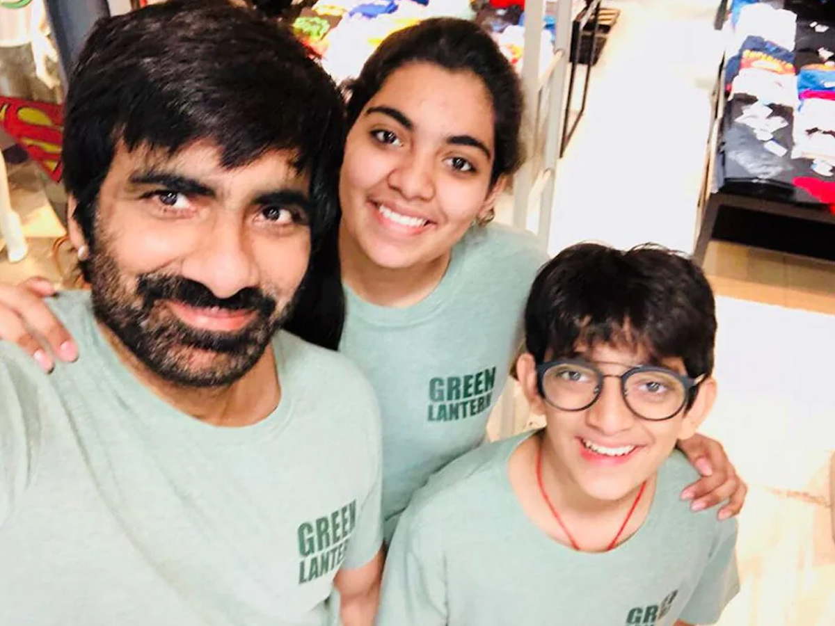 Mass Maharaja Ravi Teja Family Photos - Sakshi8
