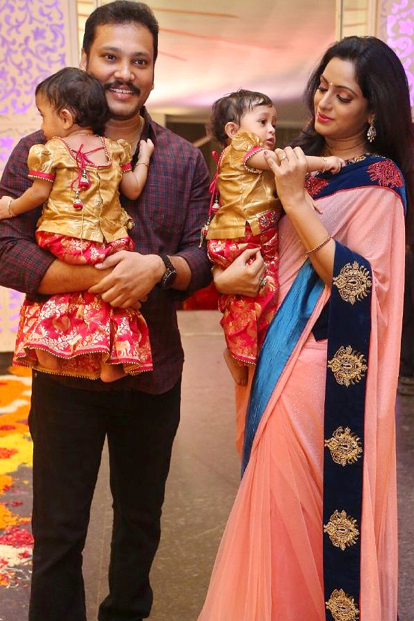 Anchor Udaya Bhanu Family Children Photos - Sakshi12