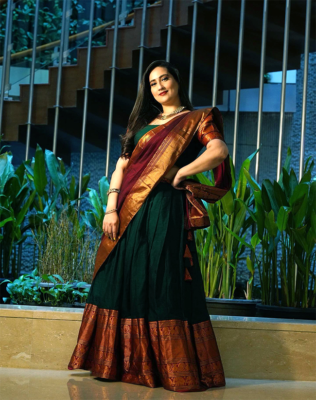 Anchor Manjusha Latest photos - Sakshi17