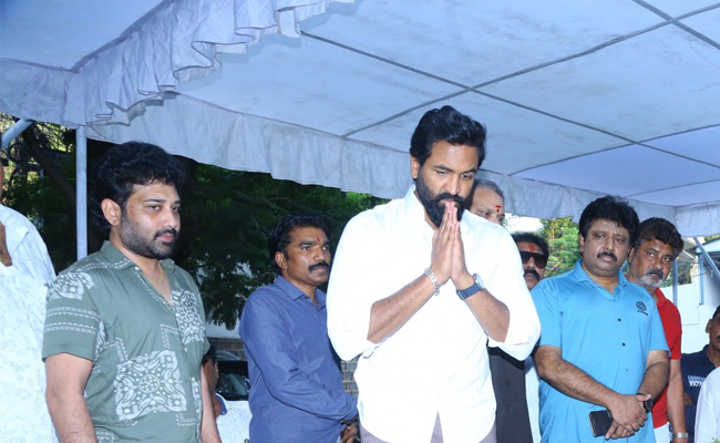 Tollywood Actors Condolences To Sarath Babu Photos - Sakshi16