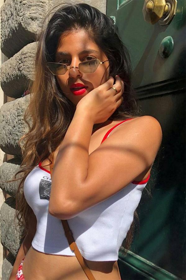shah rukh khan daughter suhana khan latest photo - Sakshi23