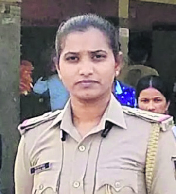 ఎస్ఐ శోభ 2