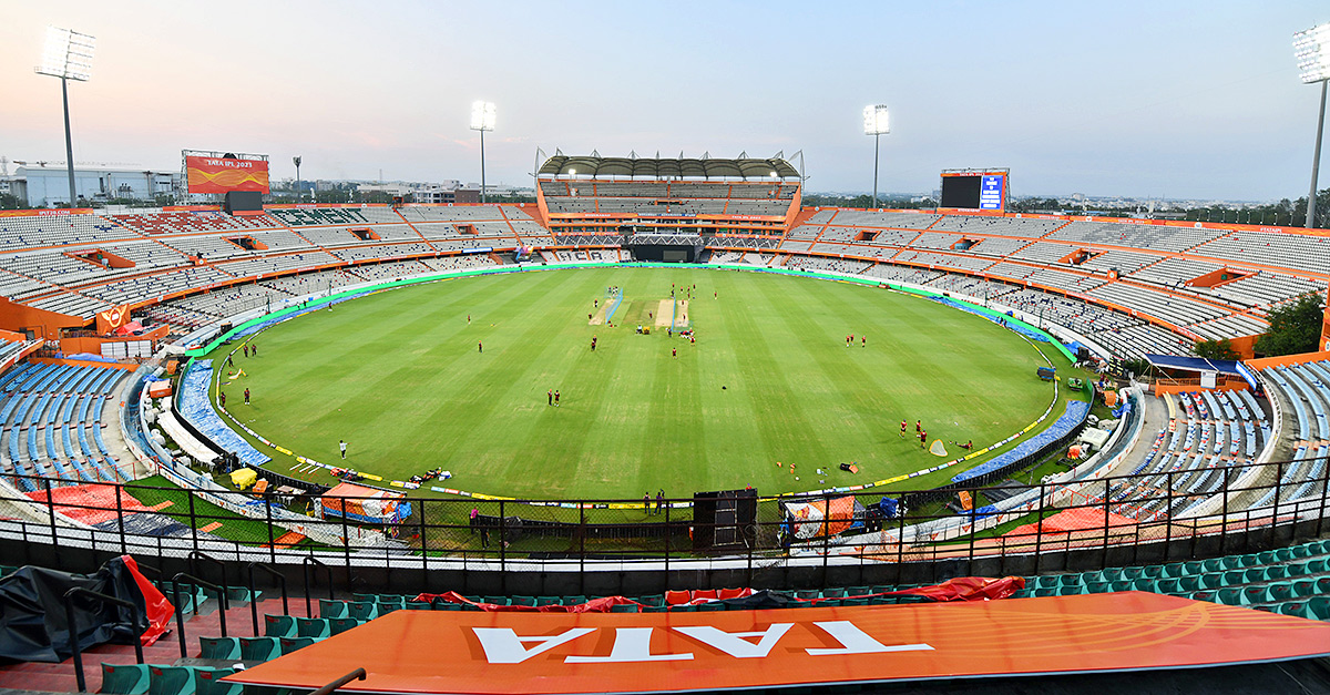 SRHvsKKR Players Practice In Uppal Stadium - Sakshi5
