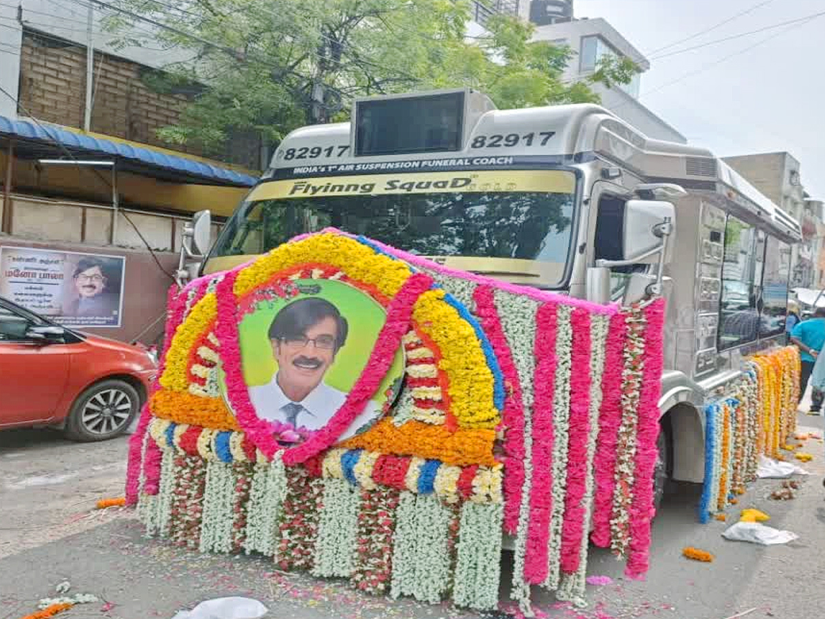 Manobala last rites Photos - Sakshi3