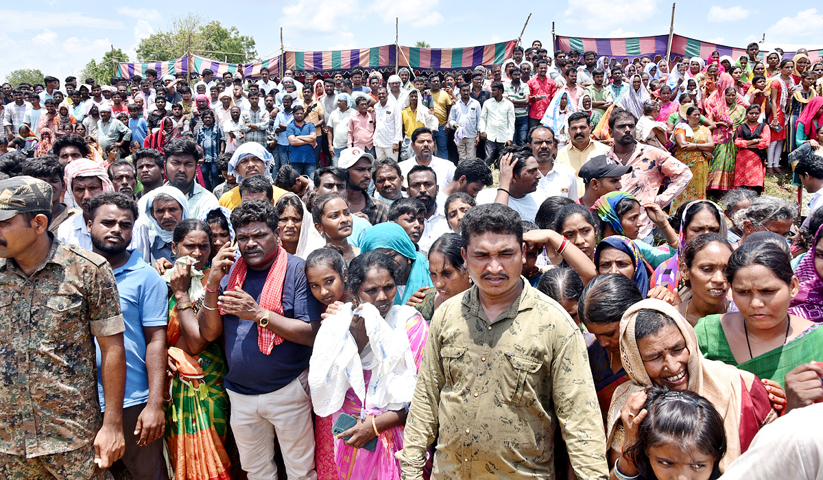 State funeral For Martyred Army Jawan In Karimnagar - Sakshi6