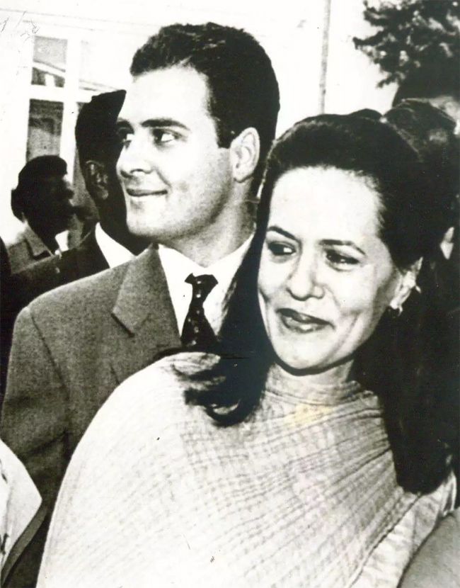 Congress Leader Rahul Gandhi 53rd birthday Rare Photos Viral - Sakshi11