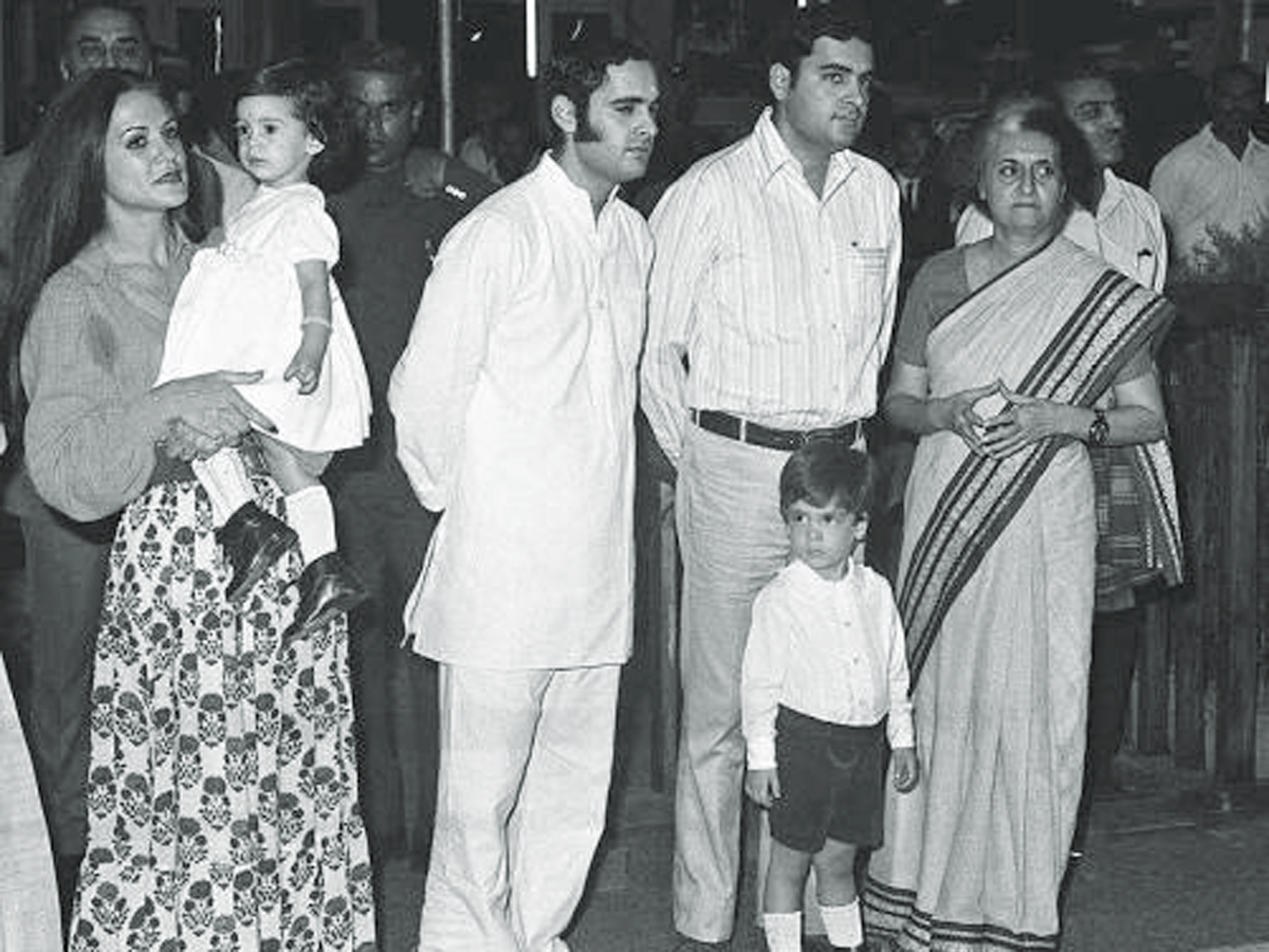 Congress Leader Rahul Gandhi 53rd birthday Rare Photos Viral - Sakshi13
